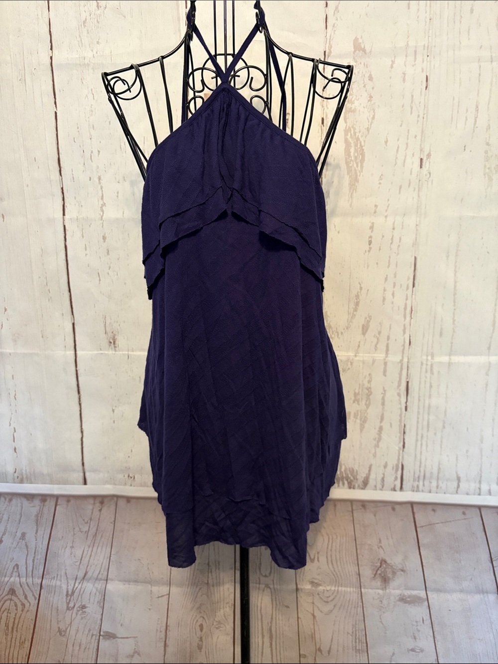 Women's Sun & Shadow Halter Ruffle Tank Top Size Medium